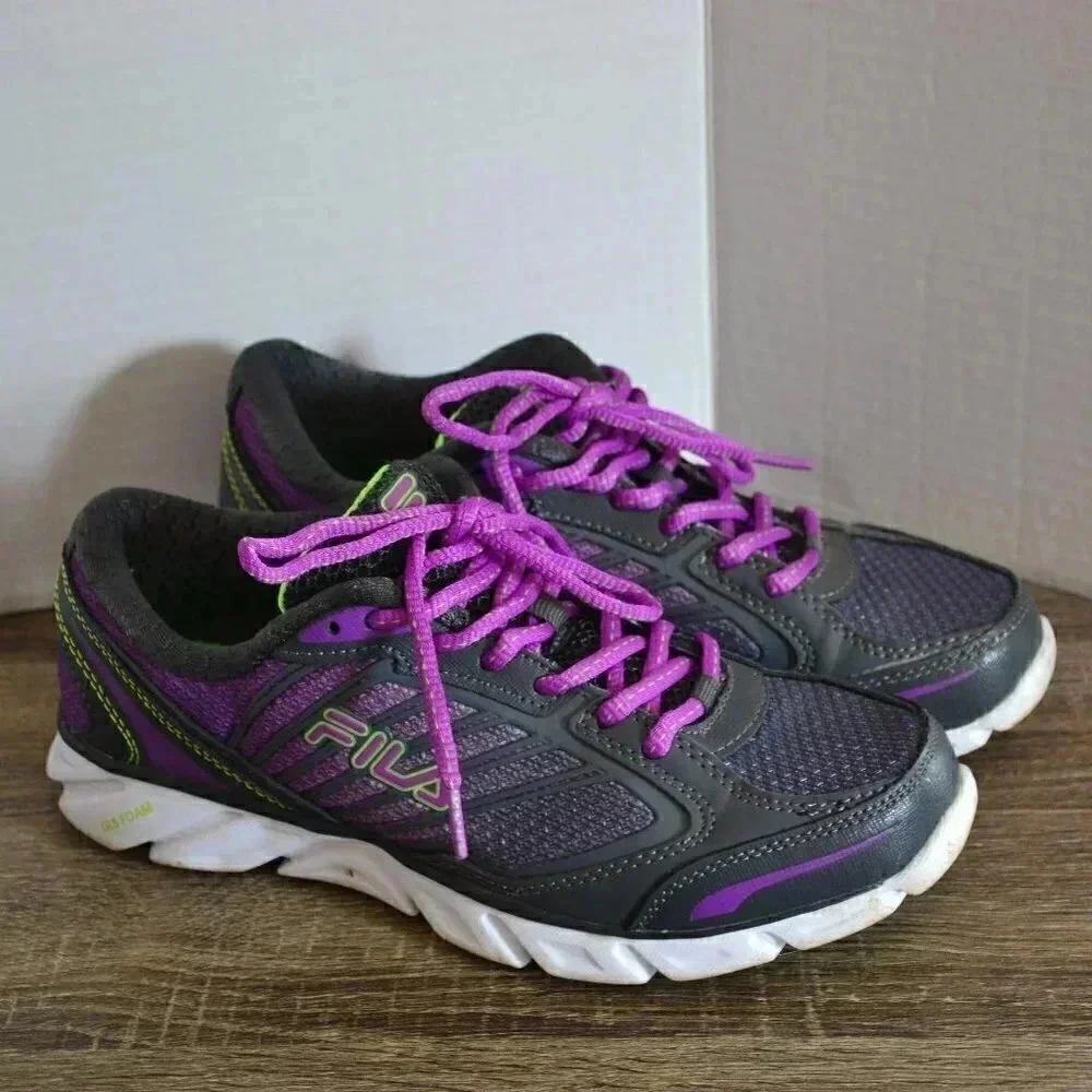 FILA Cool Max Sneakers